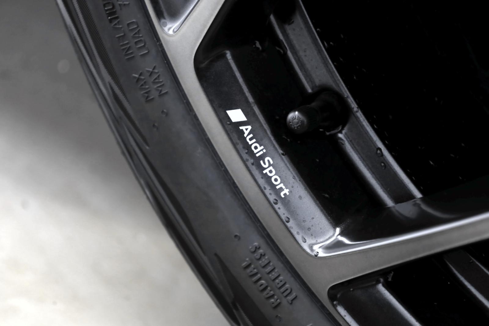 Q3 TFSI quattro, Top Ausstattung!
