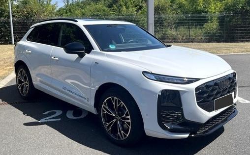 Q3 TFSI quattro, VOLLAUSSTATTUNG